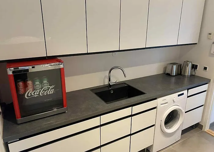 Cph Airport - 1 Min To Train, 15 Min To Center Lägenhet *