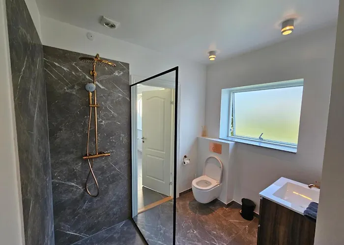 Cph Airport - 1 Min To Train, 15 Min To Center *